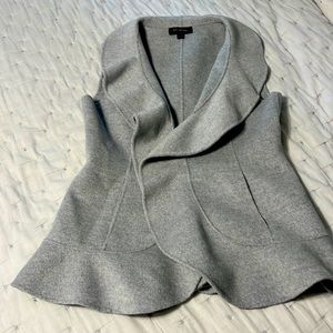 St John Vest size 12 excellent condition